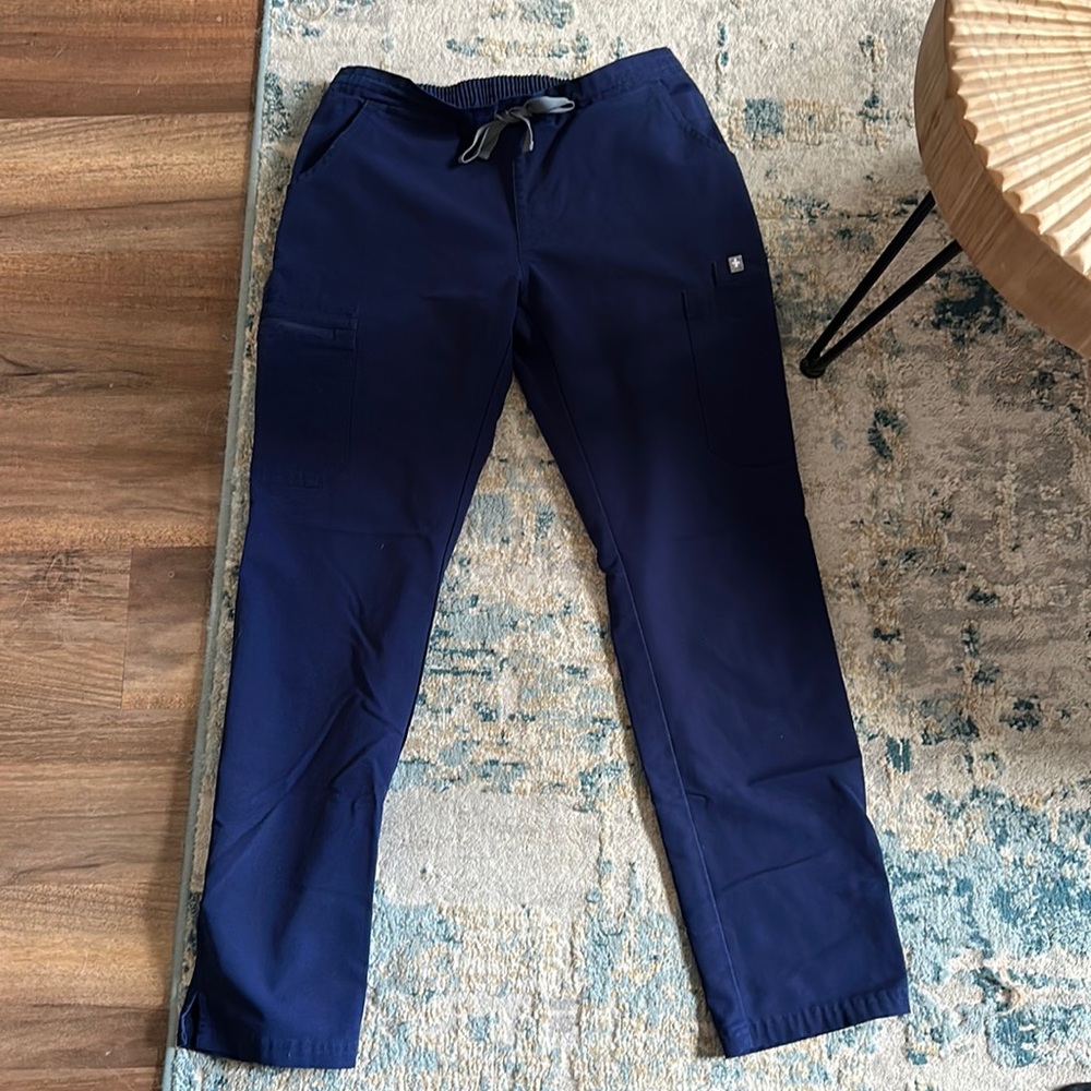 Figs Navy Blue, cargo scrubs. Lightly used